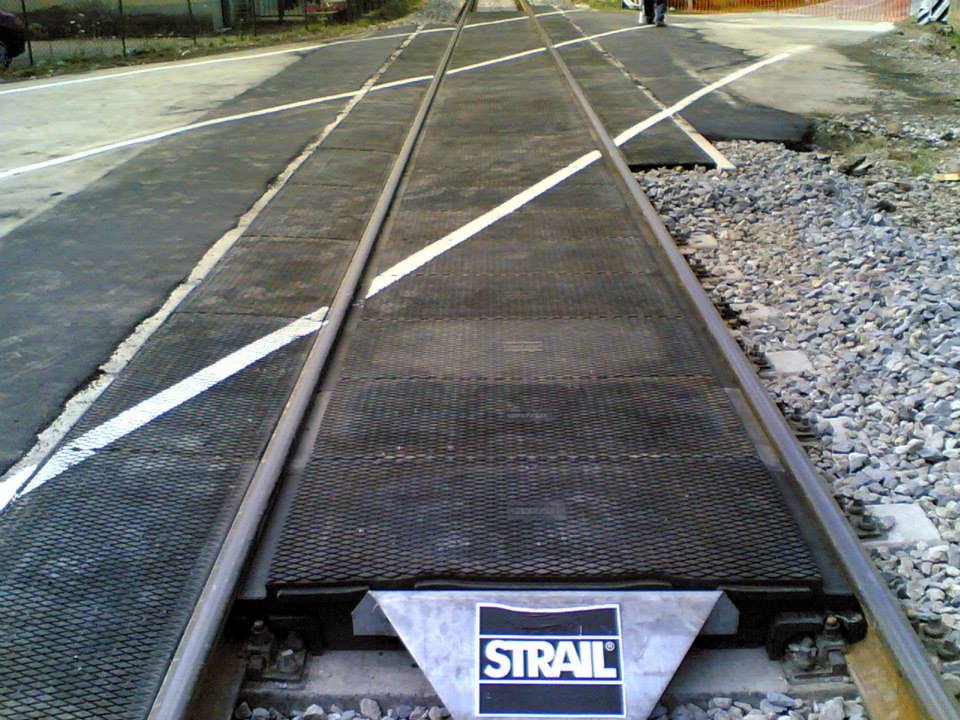 Realizzazione passaggio a livello Strail