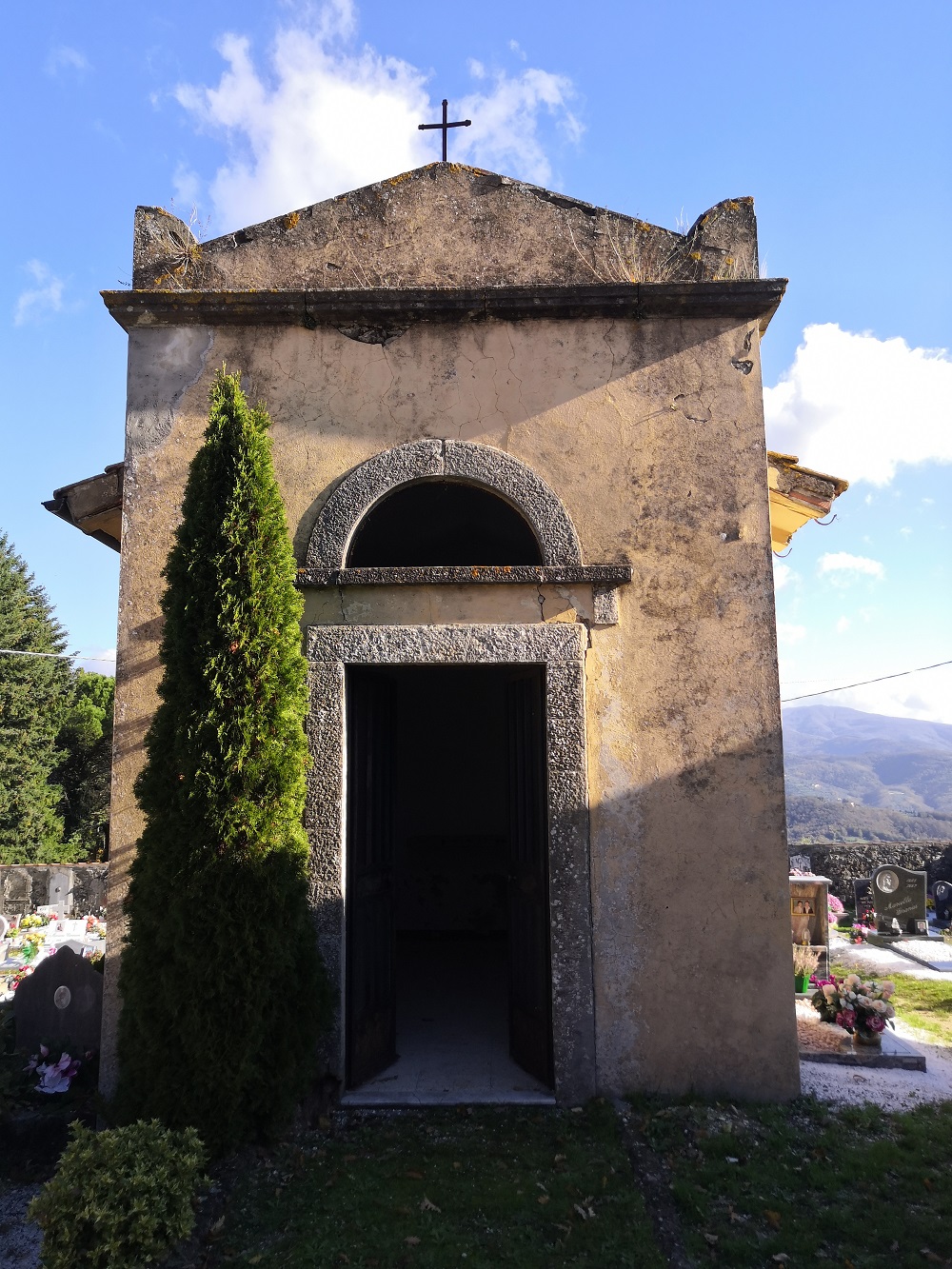 Riqualificazione cappella cimiteriale