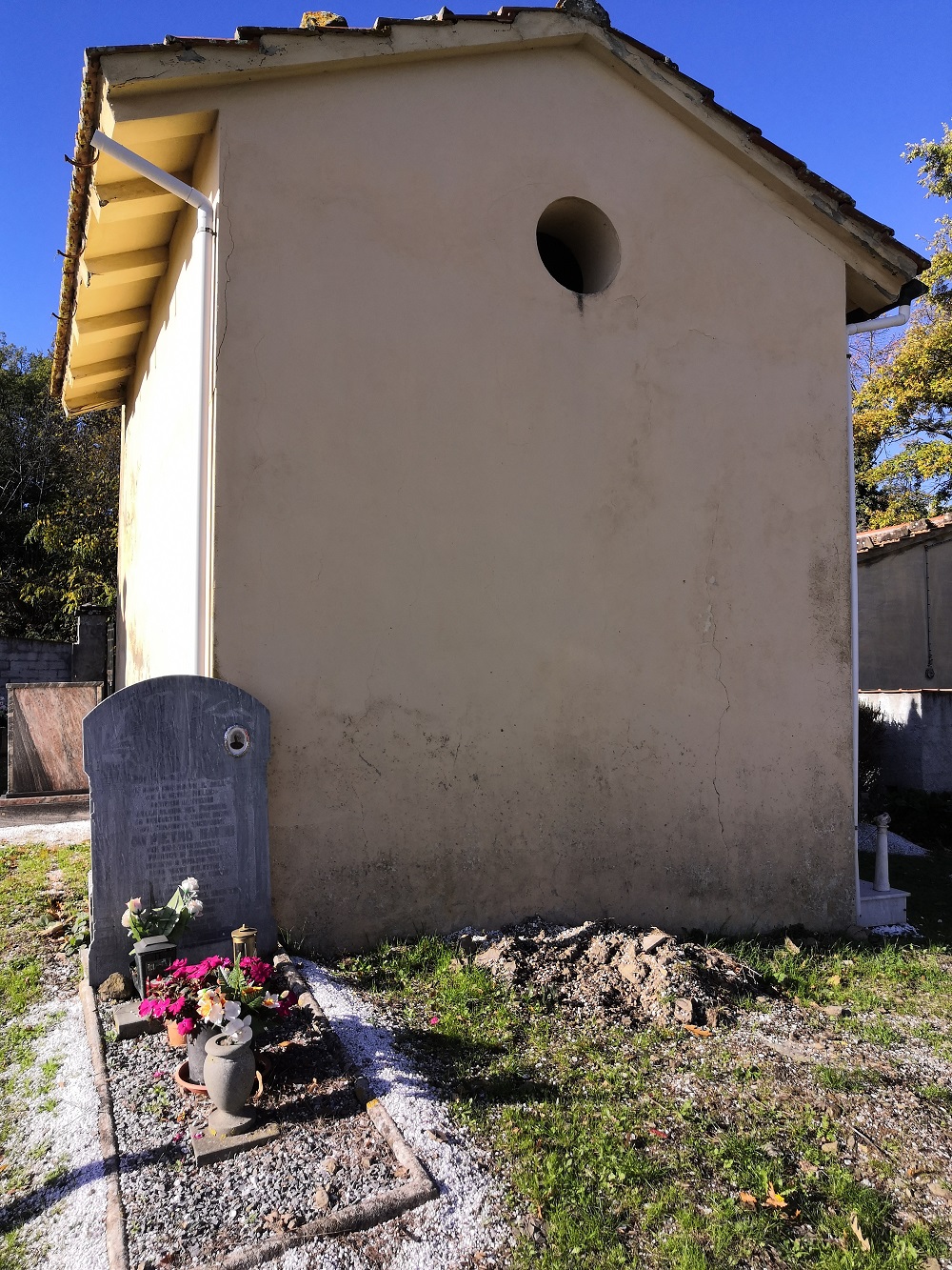 Riqualificazione cappella cimiteriale