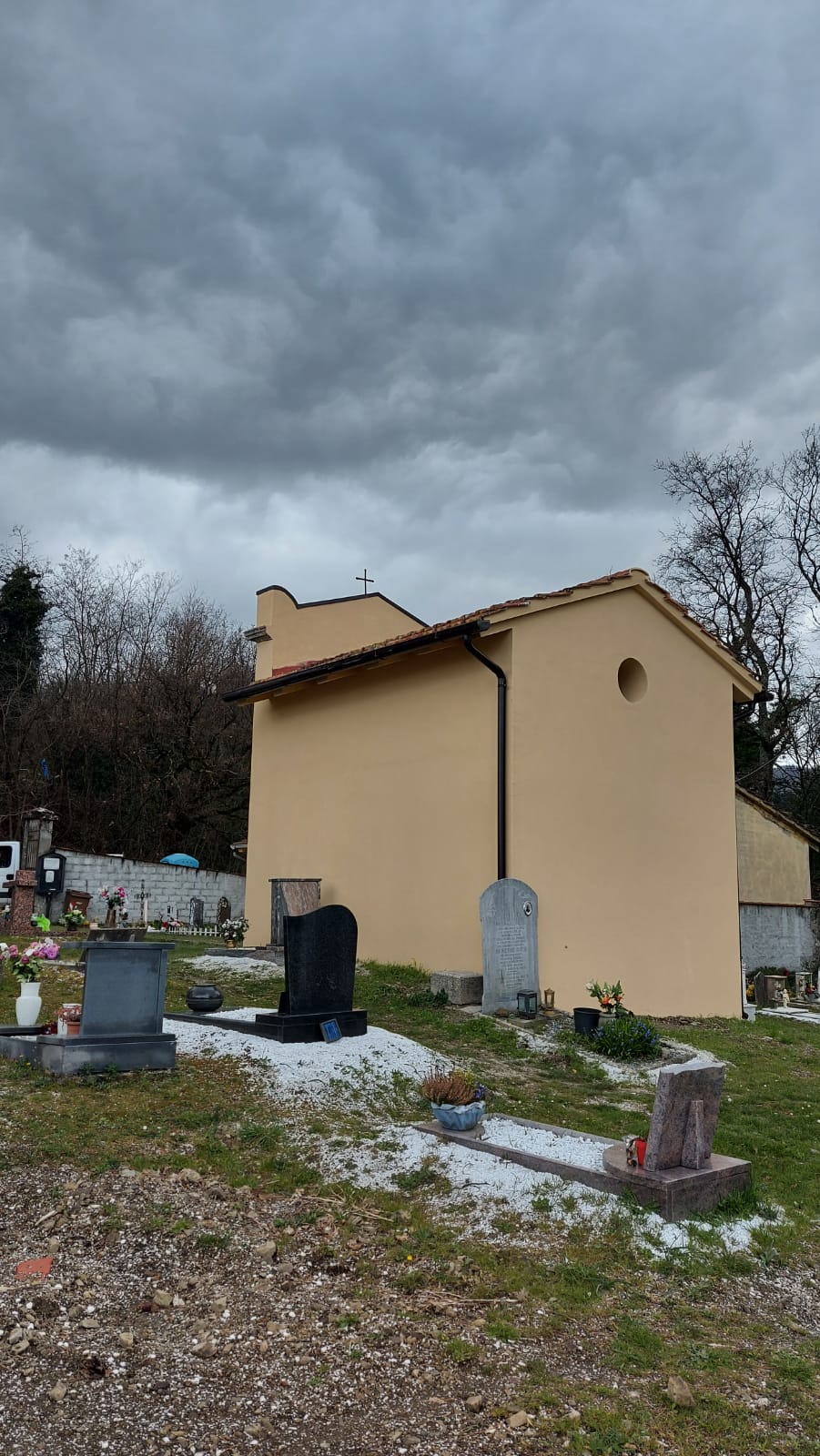 Riqualificazione cappella cimiteriale